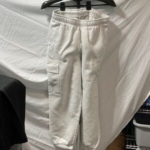 Tuff Athletics Women’s Light Gray Cargo Joggers.  Never Worn.